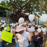 Marchan familiares de trabajador de Vips desaparecido en Chilpancingo